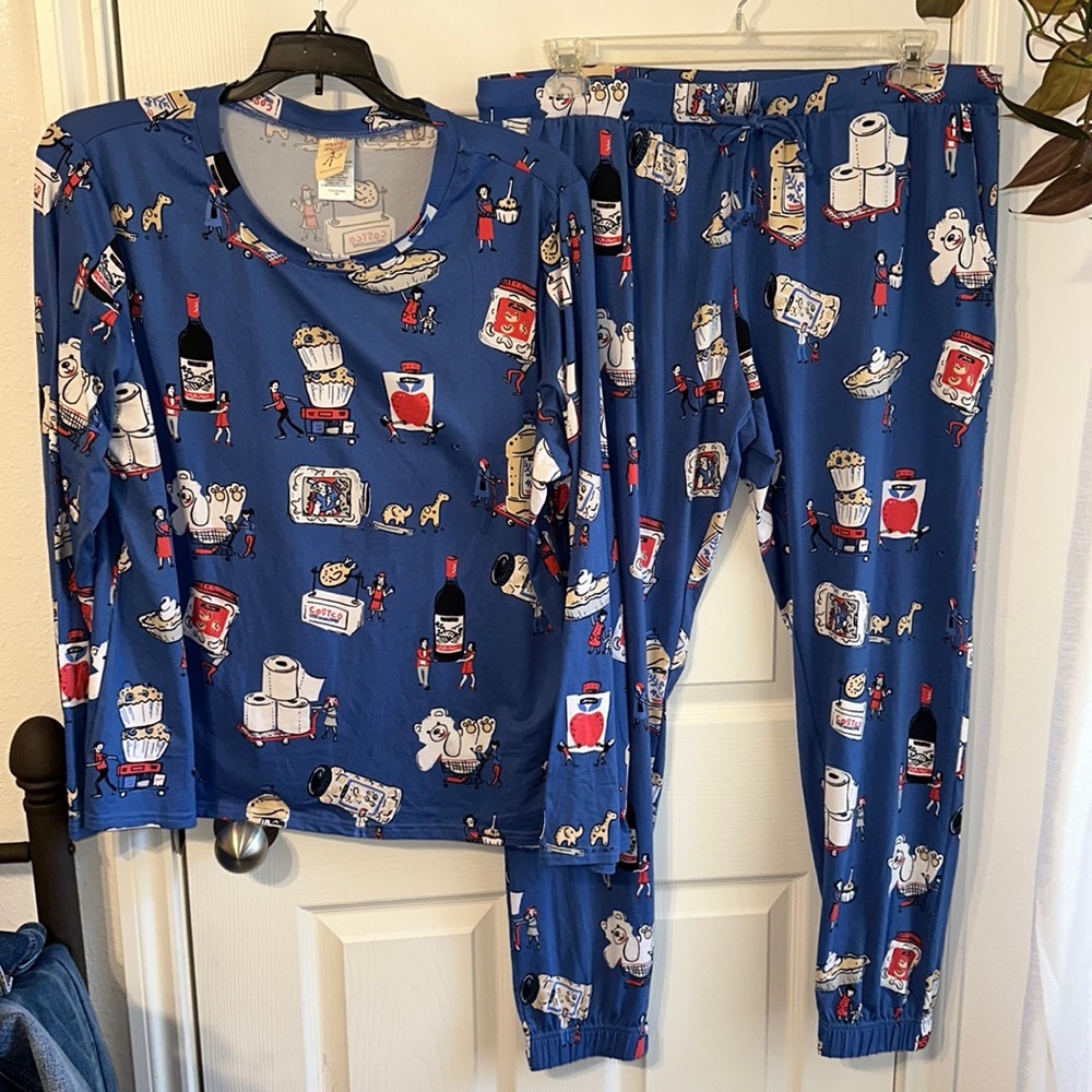 2 piece Costco pajama set